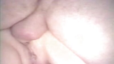 Porno casero de una dulce pareja videos de adultos caseros teniendo sexo en una webcam.