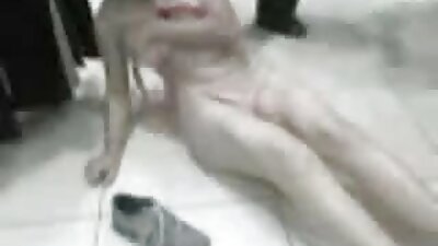 Puta rubia grita durante el videos de xxx caseros sexo con un semental.