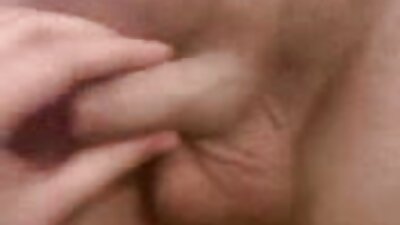 Una chica con un vibrador videos de sexo casero se pajea el coño. Danielle Delaunay obtiene un orgasmo.